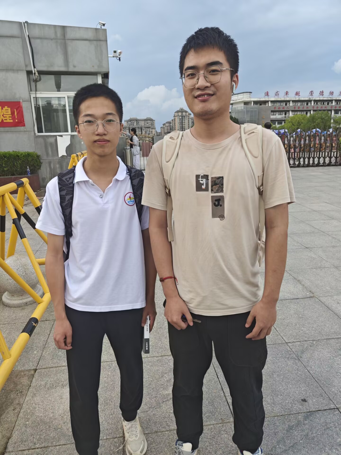 cһW(xu)У]У@ڴǻ֮耣L(fng)ǽ̡F(tun)(du)