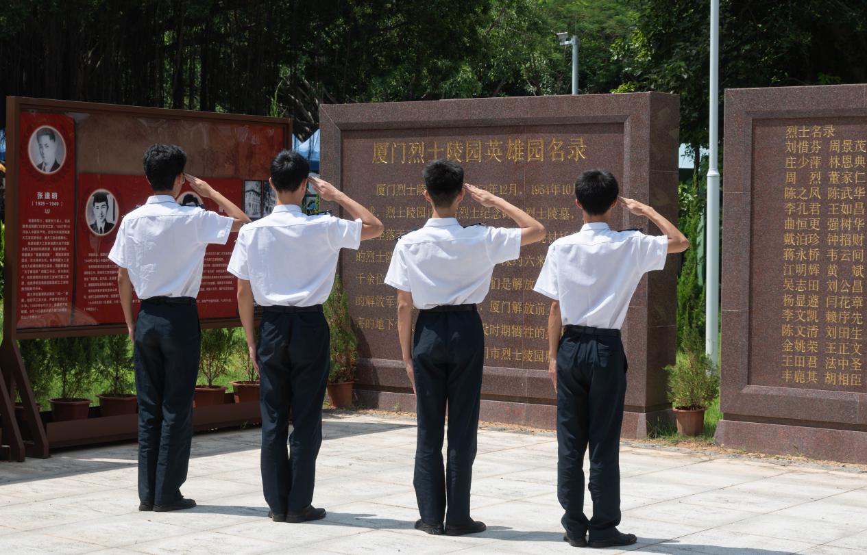 sm(x)t{־,ỊW̽LBTtɫؘcһ