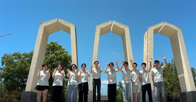̶W(xu)l(xing)桱Ҋ(jin)һؓ(f)ۡA
