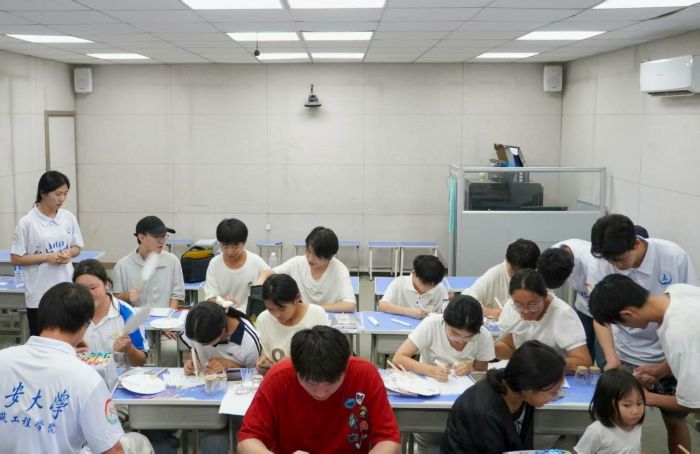 L(zhng)W(xu)(yng)Ĺҫԥ ഺͬСڌ(sh)`(du)  ڷ_չF(tun)o(dng)