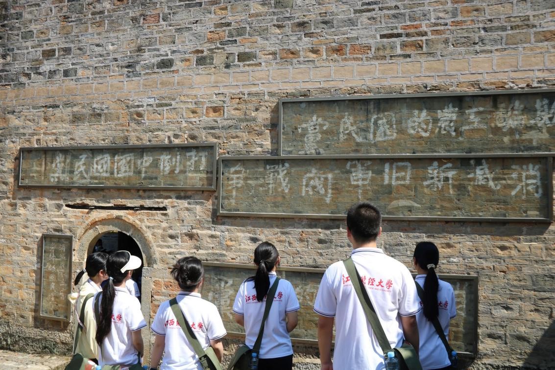 ഺ(mng)(hu)(sh)`l(f)ͦߓ(dn)(dng) Ϣc(sh)W(xu)W(xu)Ժڡl(xing)(dng)AMĻ