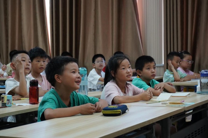 w򞡰֮ԺδഺͩС`FMl(xing)n