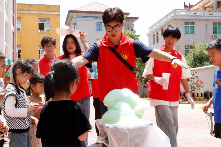 M(jn)l(xing)СW(xu)c(din)ǻ֮