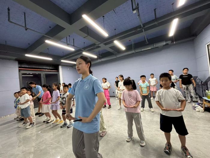 (chung)挍`FM|^(q)˶\nýi