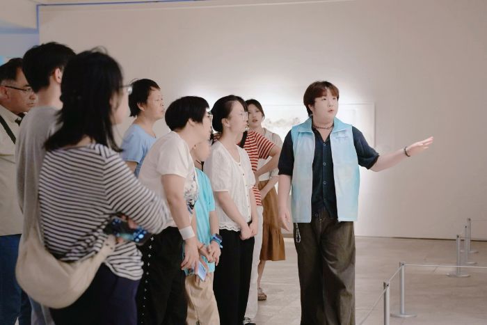 (yng)(w)(du)(sh)ɞУˇg(sh)֮`ഺ