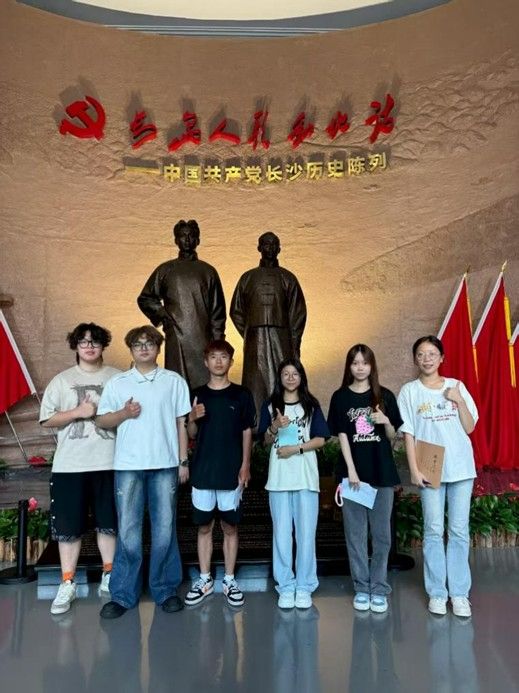 tɫĂc(hu)Ӱ ڌ(du)Ї(gu)a(chn)hL(zhng)ɳvʷ^{(dio)