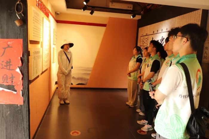 ഺмtɫ ֘I(y)W(xu)ʡGdɡ(hu)(sh)`F(tun)ľ֮