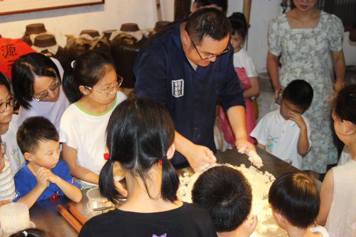 㝙ͯĲL퍽]ԺWӔySС(zhn)_չĻ`