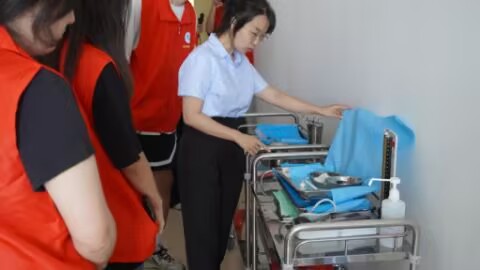 ǅRt(y)B(yng)ںЌW(xu)(chung)ƪ --ԪB(yng)`F(tun)̽t(y)B(yng)Y(ji)