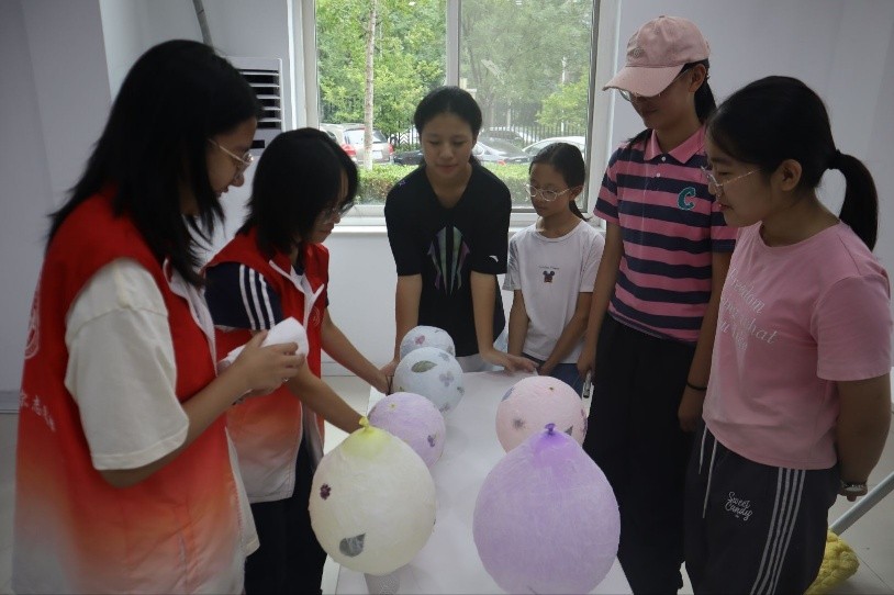 ɽ|W(xu)o(h)c(f)W(xu)Ժ϶־Ը(w)(du)|ݞ鮋ӳǧ