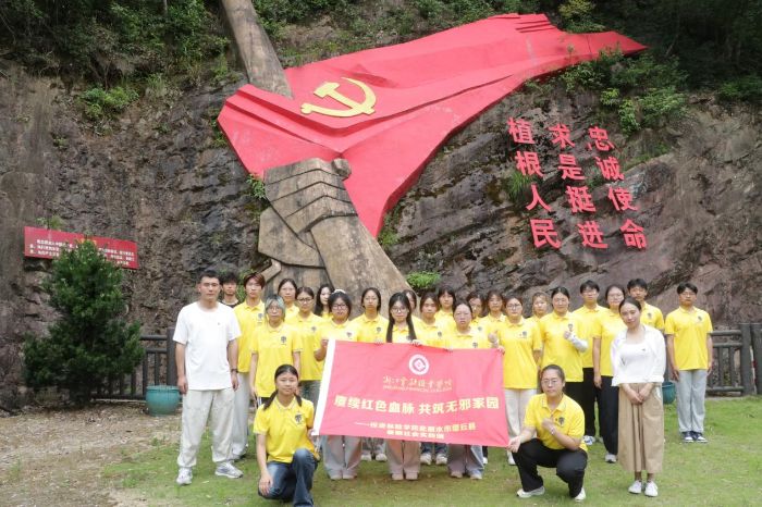 Ժ(sh)`F(tun)һNУഺtEн