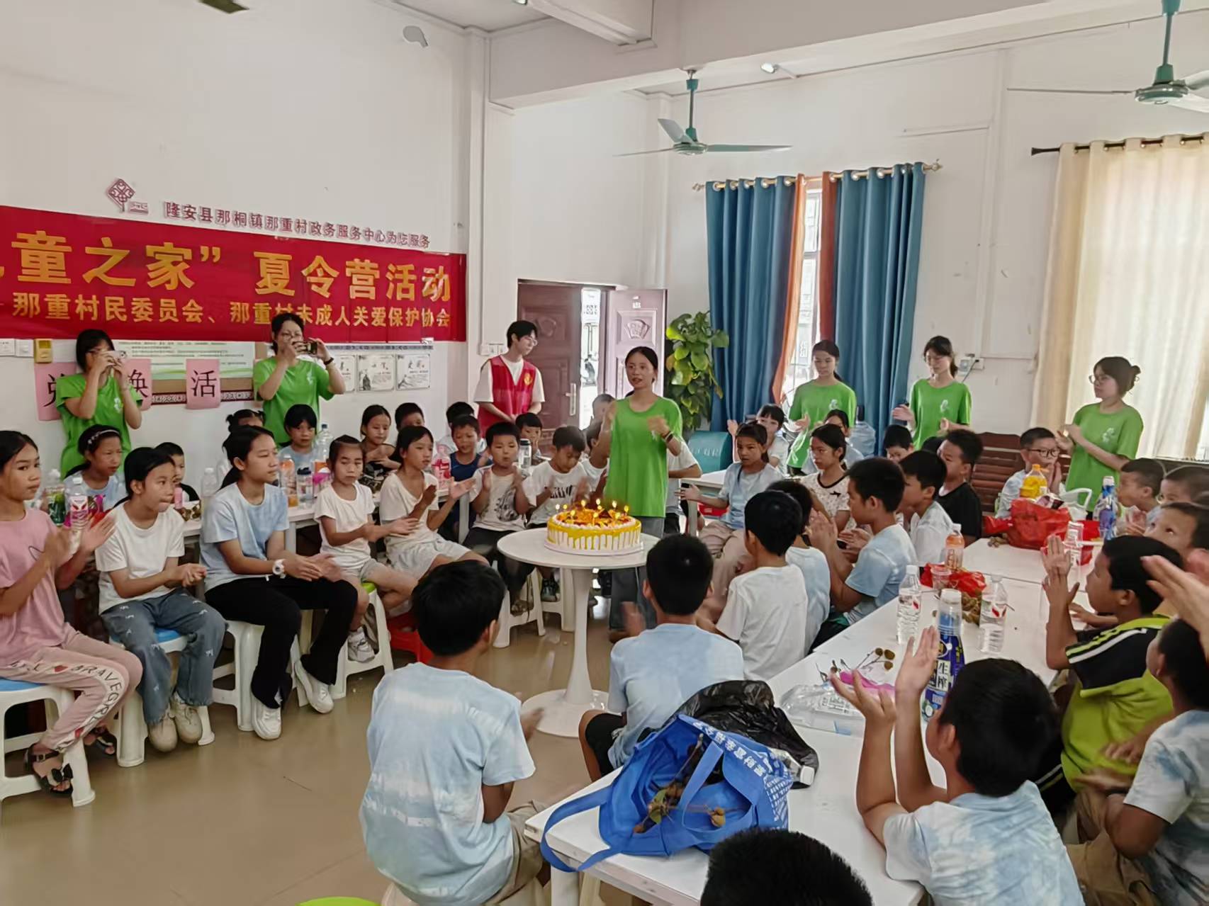 Ð۾ͯ ЂfůVWl(xing)ۺڌ`ش_չ֮ͯҡI