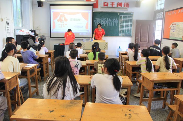 LW(xu)Ll(xing)Ph ۊ^M(jn)LW(xu)ԺZՓvF(tun)_չh}v