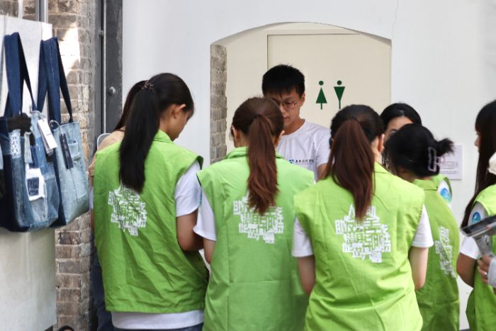 V|ƼW(xu)Ժ~ͻ혵´ƽ^(q)_չ־Ը