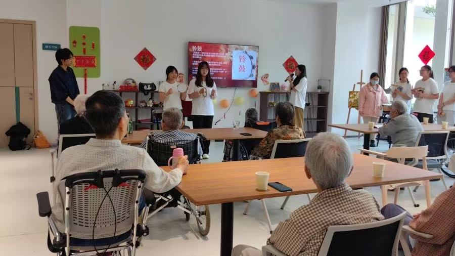 ygԮ`Ff(xi)ͬČWԺ_չ_B(yng)ˇg(sh)Ռ`