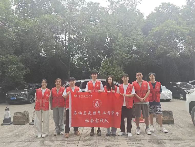 Դ(qing)-(chung)(sh)`꠸ɶF(xin)ʯͿƼ޹˾_չ(sh)`